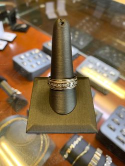 14K White Gold & Diamond Ring
