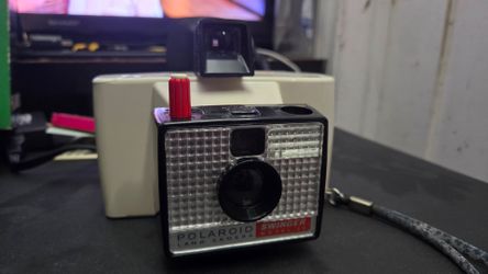 Retro Polaroid Camera