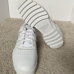 Reebok Unisex Workout OG Ripple Shoes White, Size 9