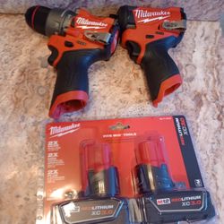Milwaukee M12 Impact Drivers With 3.0 Batteries New 