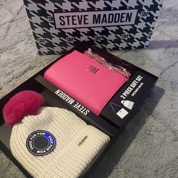 Steve Madden Hat And Purse Set 