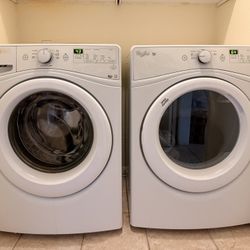 Whirlpool Washer Dryer - Electric