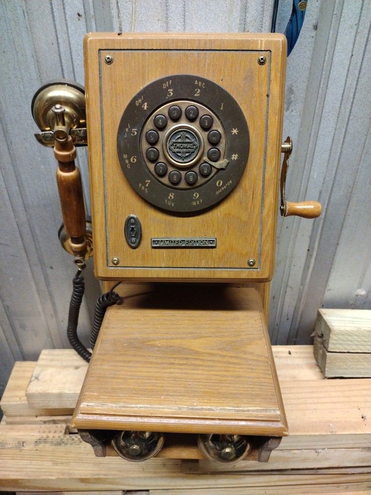Vintage Thomas Collectors’ Edition PP-91 Wall Phone 1927 Wood Replica
