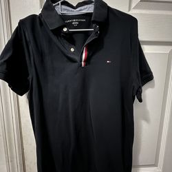 Tommy Hilfiger Men's Black Polo Shirt S Short Sleeve Collared Logo Button size small