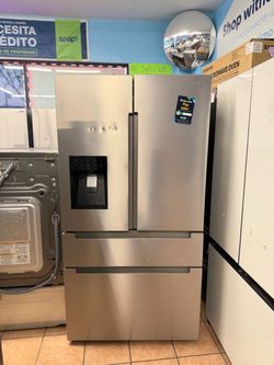 Mora 26 Cu.Ft.  4 French Door Refrigerator with Ice and water Dispenser