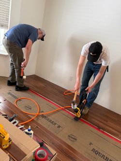 Flooring nailer with nails