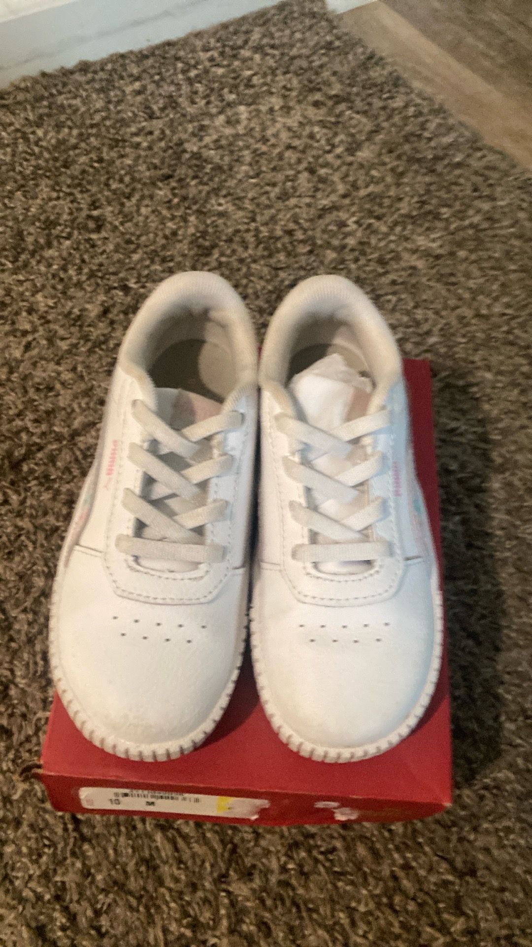 White multicolored Puma size 10c
