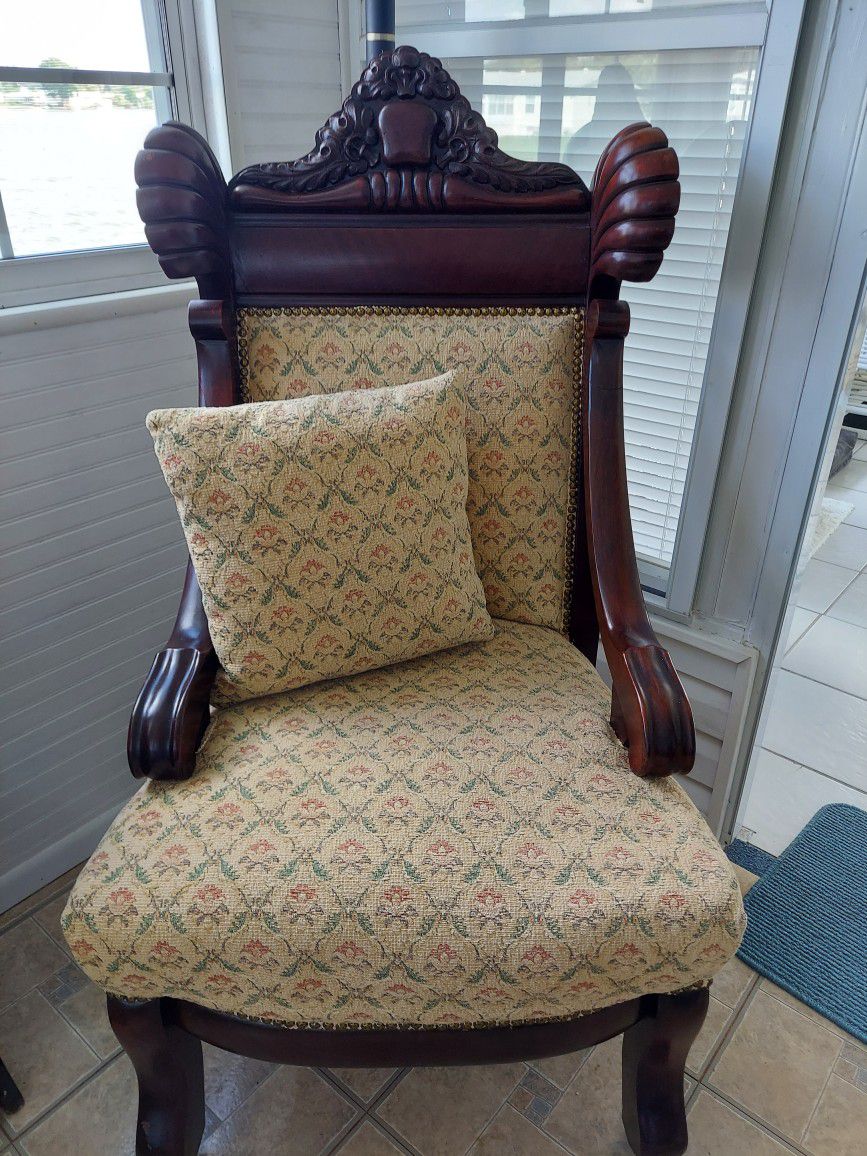 Beautiful Antique Estate Chair 