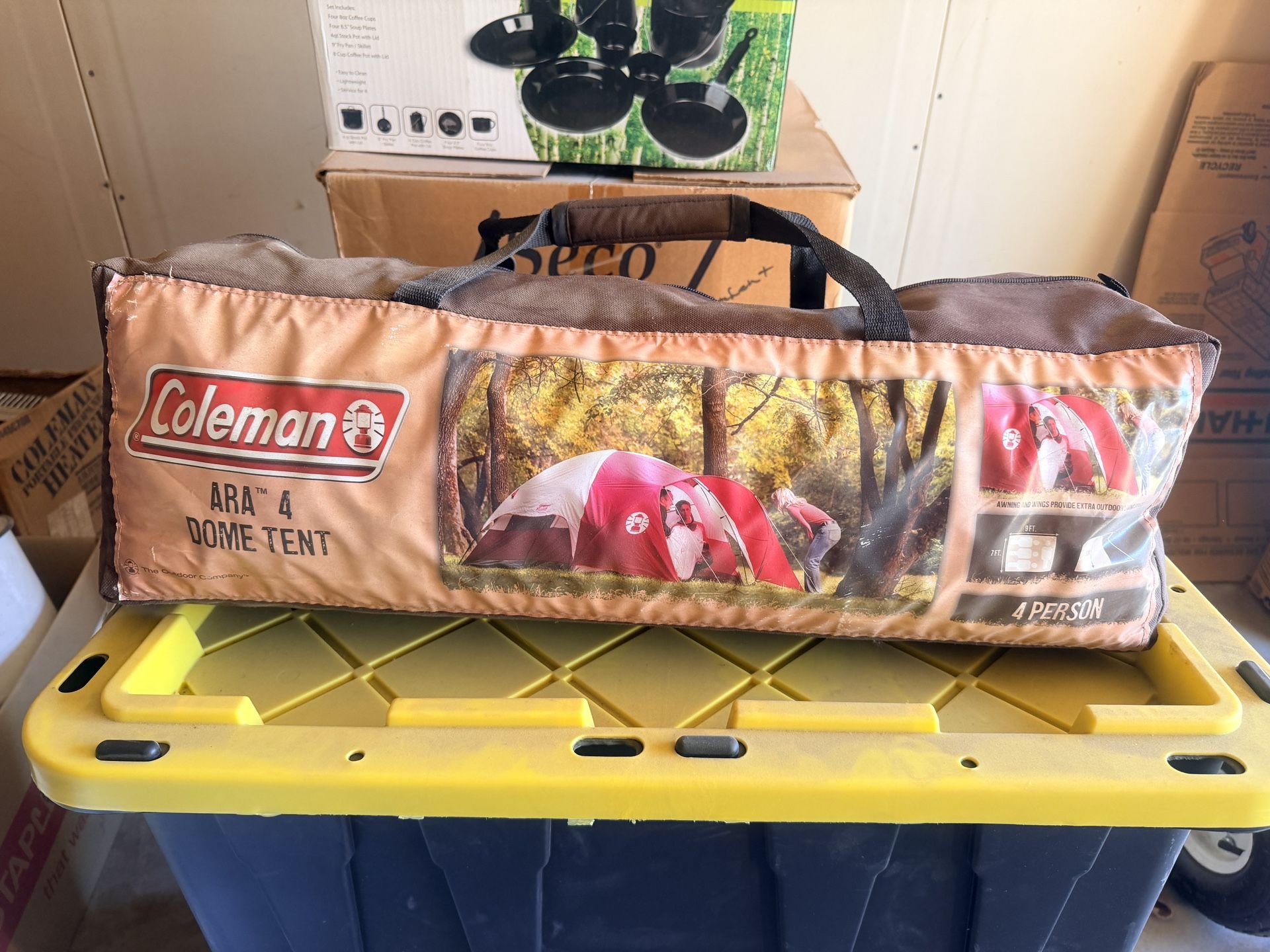 Coleman ARA 4 Dome Tent Like New