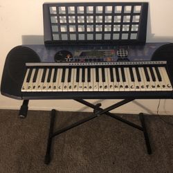 Keyboard Piano With Stand And Adapter 