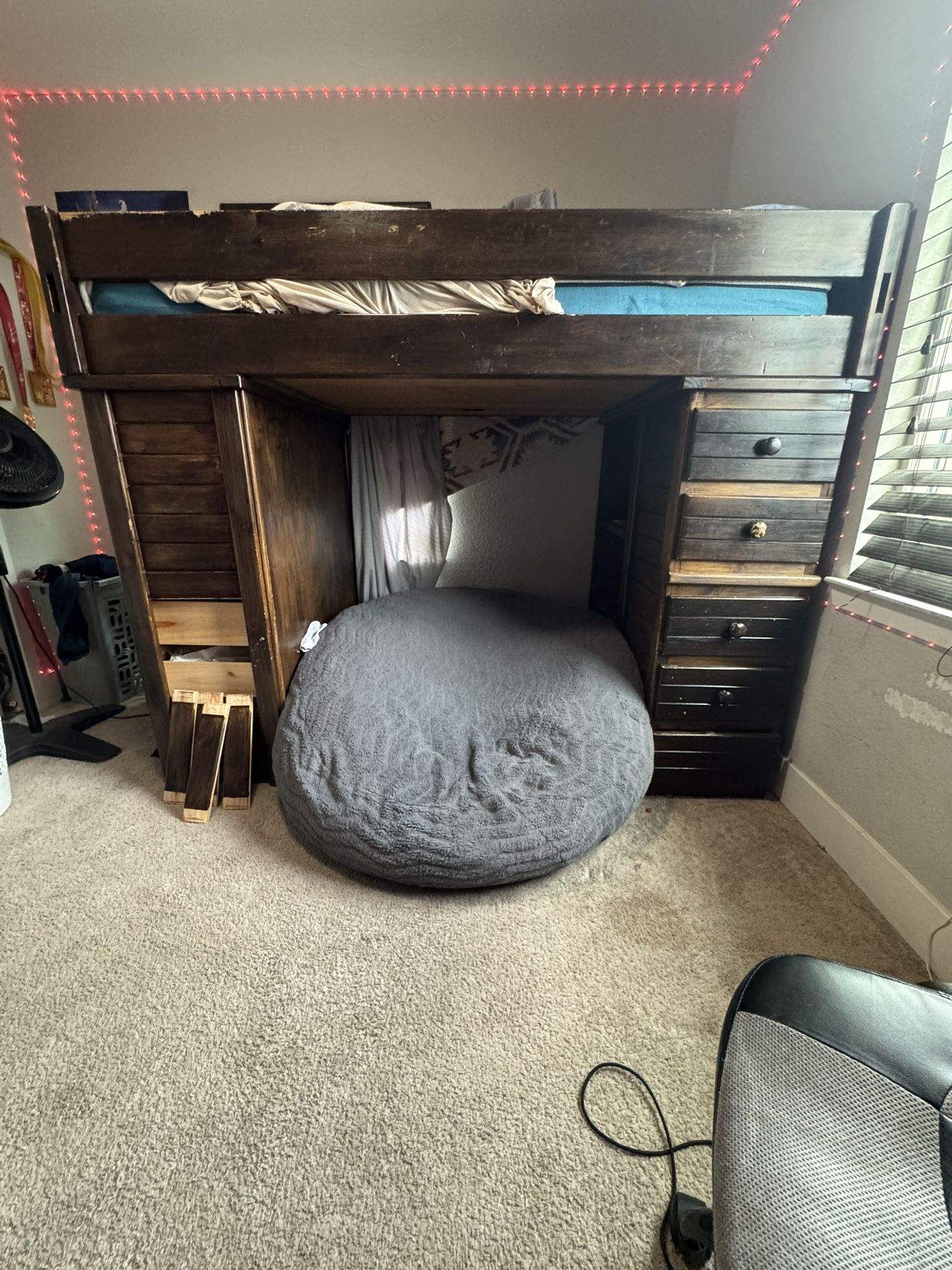 Twin Loft Bed With Side Desk And Bookshelf