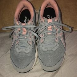7.5 Women's Asics