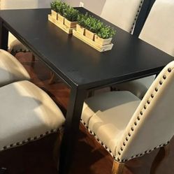 Black dining table With Table Leaf Extension 