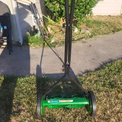 Scotts 16-inch Manual Push Reel Lawn Mower, also known as the Scotts Elite Reel Mower