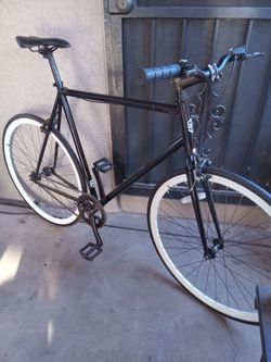 GKU BIKE GOOD CONDITION TIRES SIZE 700C FRAME SIZE 58CM SIGLE SPEED