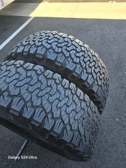 Only 2 Used Tires Lt37x12.50r17 Bfgoodrich k02 $200.00 Both