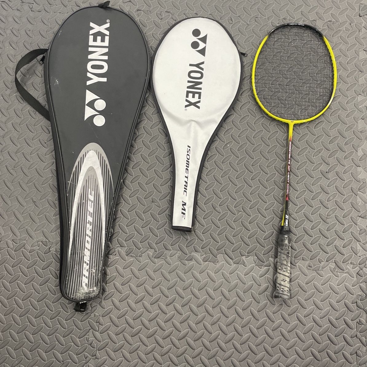 Yonex isometric 75 Badminton Racket for Sale in Miami, FL - OfferUp