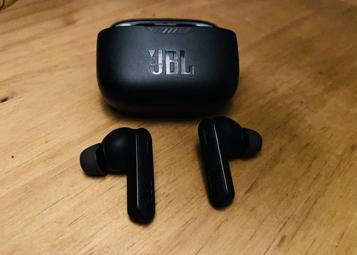 JBL - Tune 235NC Noise Cancelling In-Ear Earbuds
