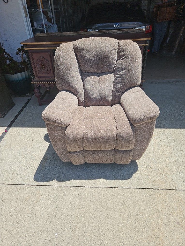 Lazy Boy Recliner