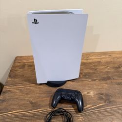 PlayStation 5 Disc Version w/ Controller