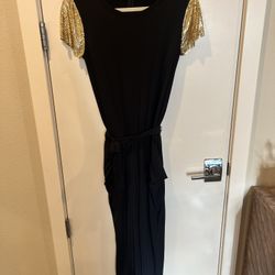 Michael Kors belted navy jumper with pockets. Worn one time. Size XS