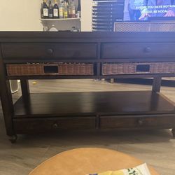 Wood TV Entertainment 