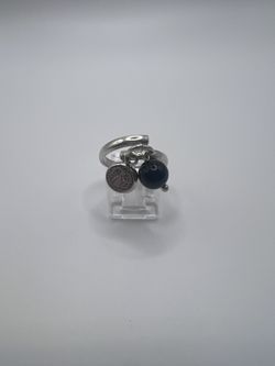Silver onyx ring 