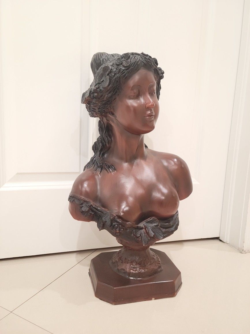 Escultura Busto/Bust Sculpture
