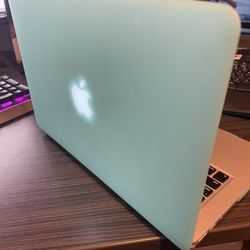 MacBook Air-Excellent Condition!