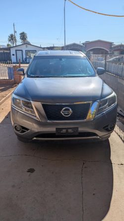 2015 Nissan Pathfinder