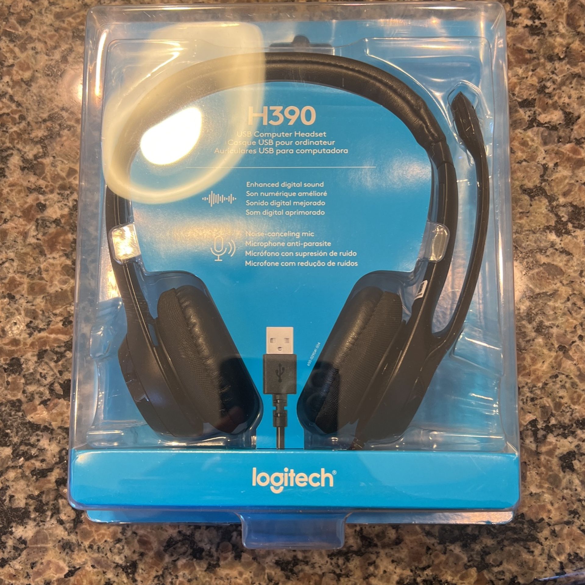 Logitech H390 headset