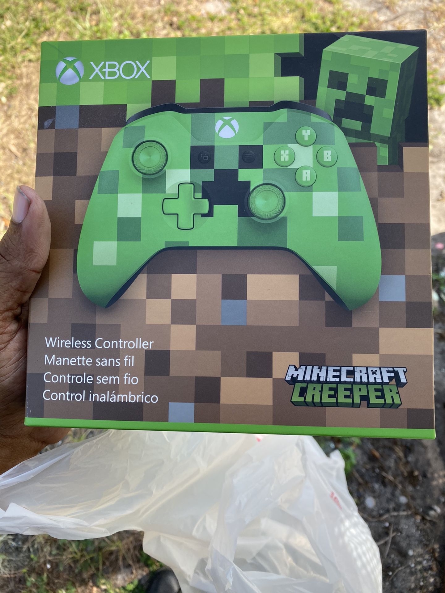 Xbox one controller Minecraft creeper 50