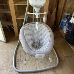 Duetconnect Delux Swing With Portable Bouncer