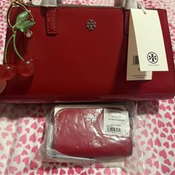 Tory Purse & Wallet New. With Tags 