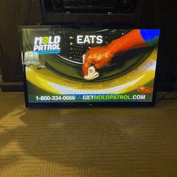 Used 50” plasma tv with remote