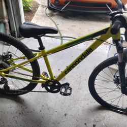 Cannondale Trail 12 Bike With Sr Suntour Suspension Lightly