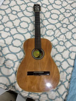 se vende guitarra gilb