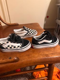 Baby toddler vans size 4
