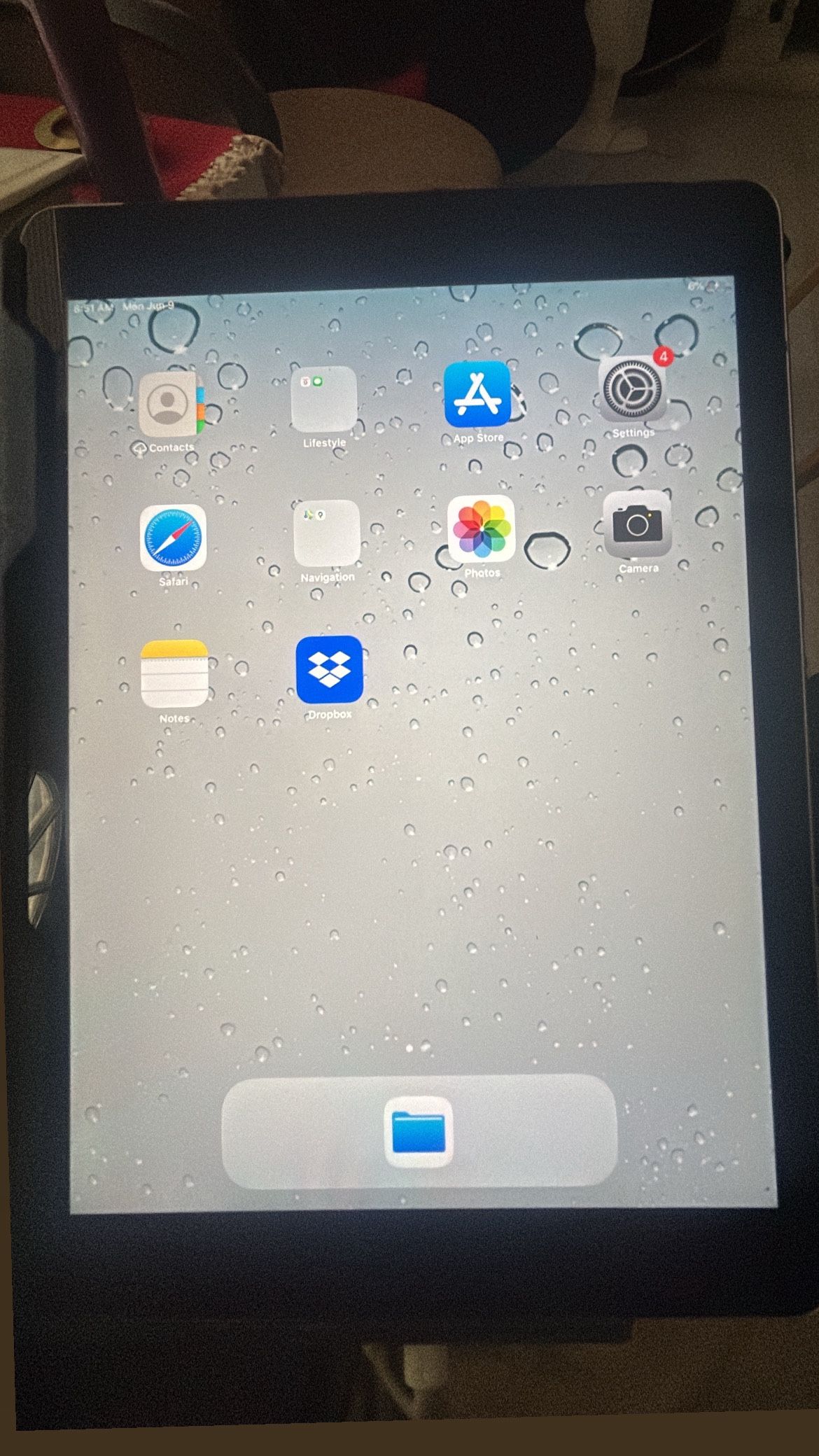 Ipad 5th generation (ITUNES LOCKED)