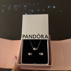 NEW! Pandora Halo Hearts Set