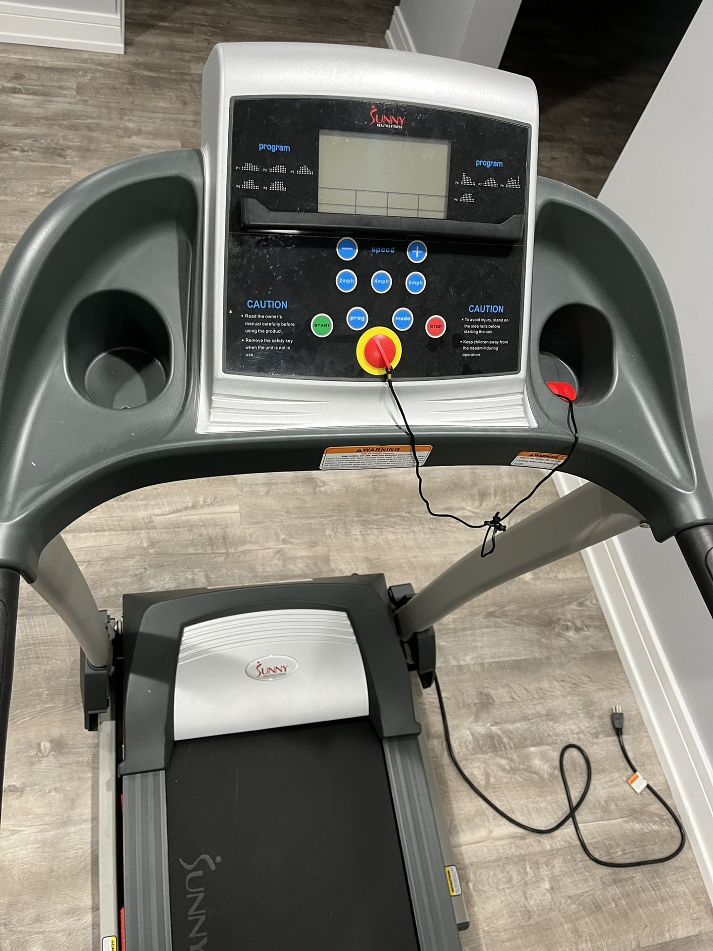 Sunny Health And Fitness Treadmill W/ Incline & Tablet Holder