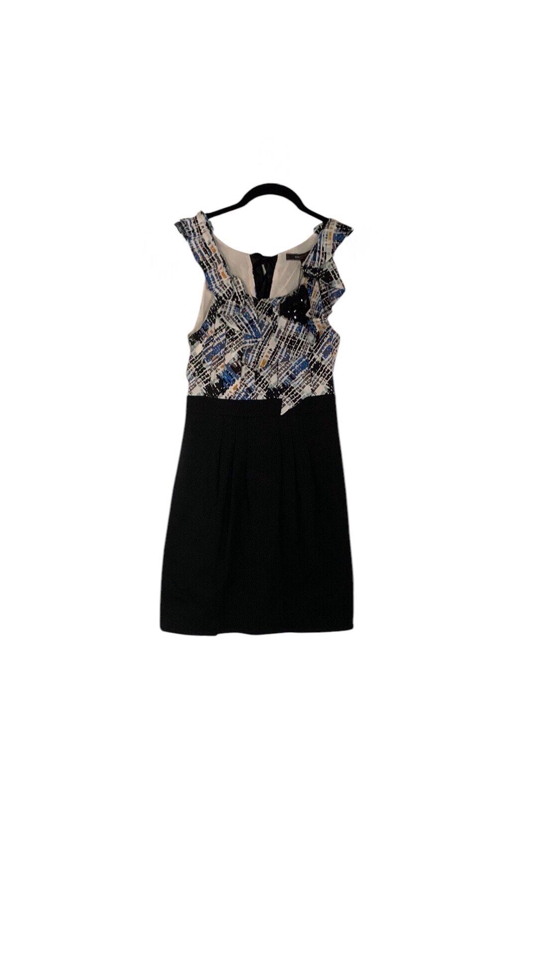 bcbg beaded dress Pre-owned BCBG MaxAzria Beaded Halter Dress