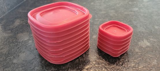 Rubbermaid EasyFind Lids