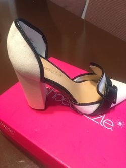 Shoedazzle Sz 81/2 NEW