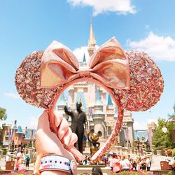 AUTHENTIC Disney Rose Gold Ears ***Sold out in stores and parks***
