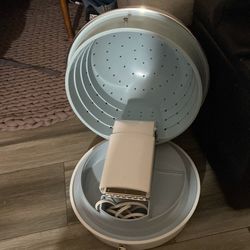 Portable salon-style bonnet hair dryers