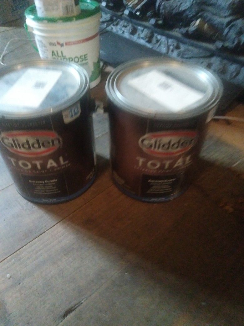 2 Gallon Black Walnut New