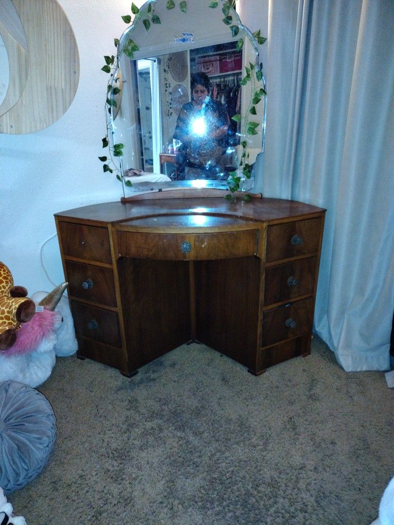 Antique Real Solid Wood Vanity