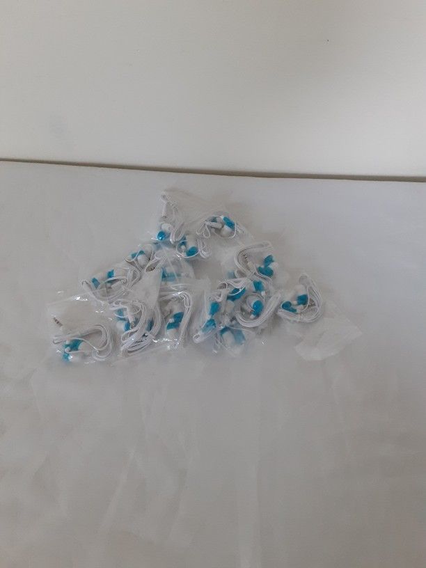 CN-Outlet Earplug Headphones