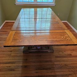 Solid Oak Dining Room Table-Beautiful Antique. 